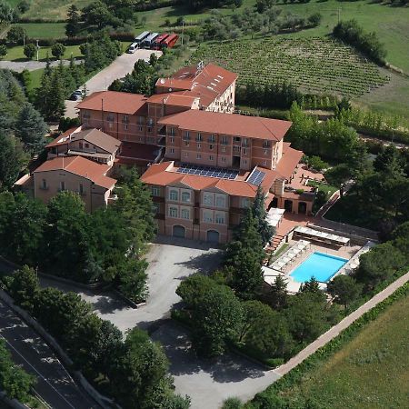 Отель Relais La Fattoria Мельфи Экстерьер фото