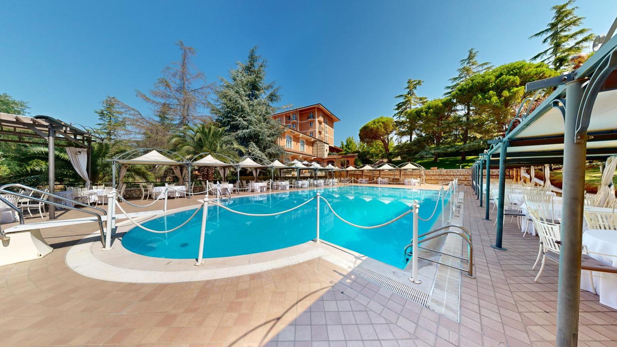 Отель Relais La Fattoria Мельфи Экстерьер фото