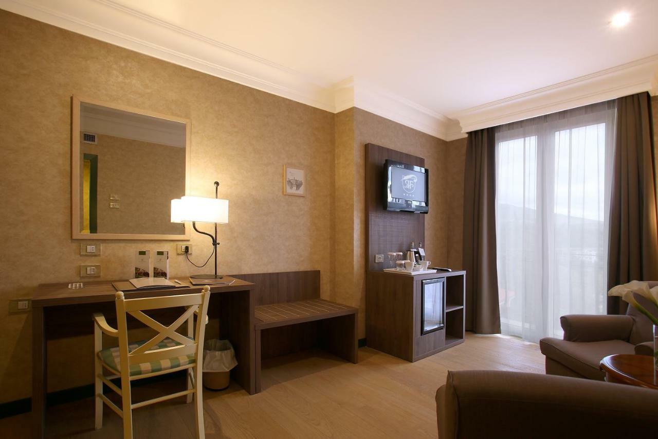Отель Relais La Fattoria Мельфи Экстерьер фото